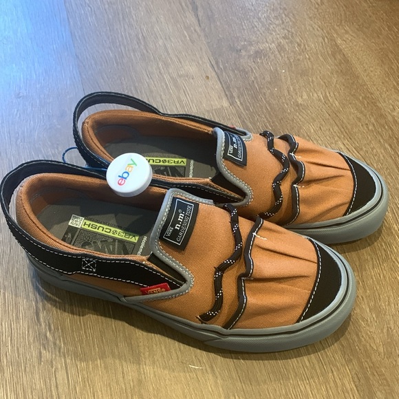 Nicole McLaughlin x Vans Vault Slip On - Picture 2 of 9